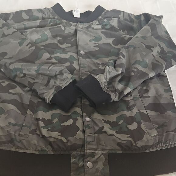 Old Navy Green Bomber Jacket with Ribbed Cuffs - Picture 15 of 16